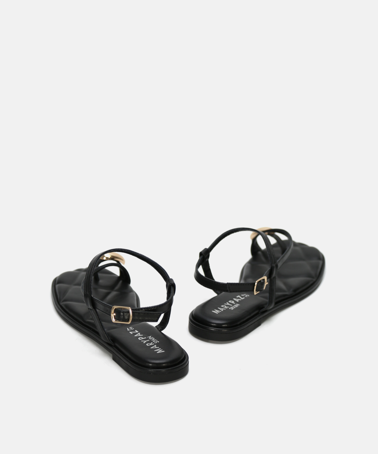 Sand&aacute;lia rasa com detalhe met&aacute;lico image number null